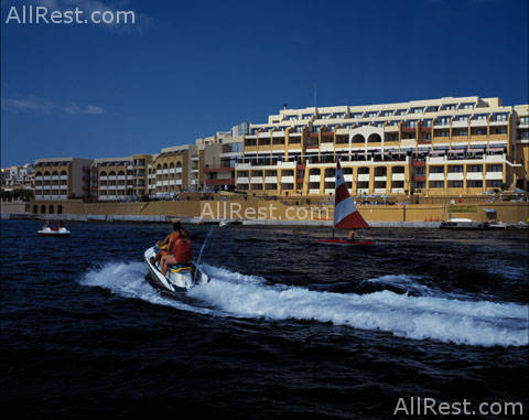 Corinthia Marina Hotel 4